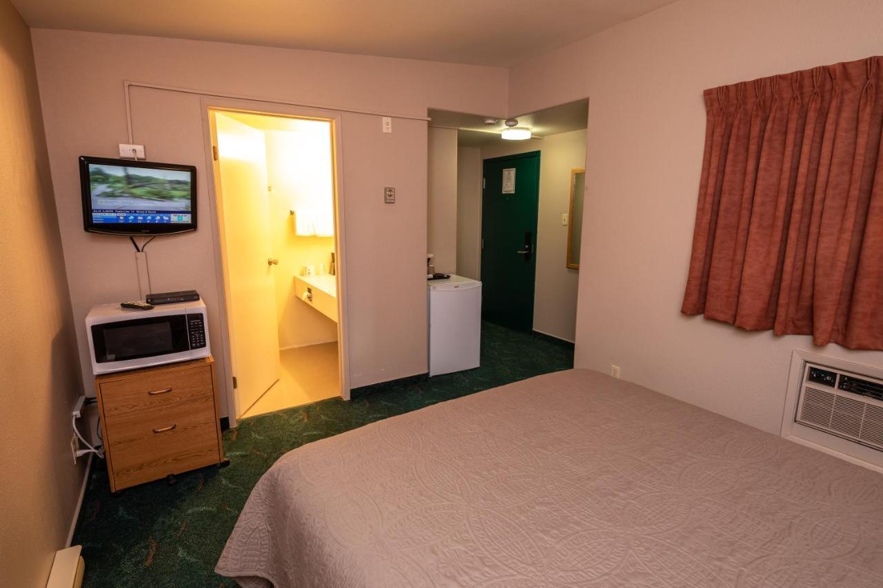Keystone Motor Inn Brandon Eksteriør bilde